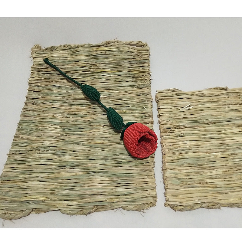 Natural Straw Mat for Pets - Hand-Woven Bedding Pad