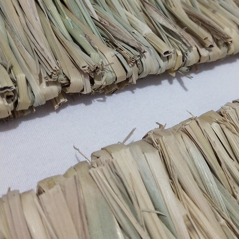 Natural Straw Mat for Pets - Hand-Woven Bedding Pad